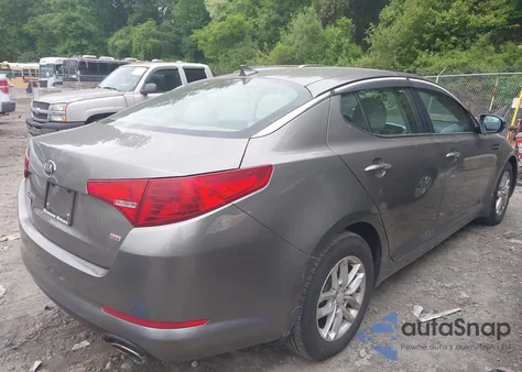 2013 Kia Optima Lx z USA, uszkodzony, nr VIN 5XXGM4A76DG175685